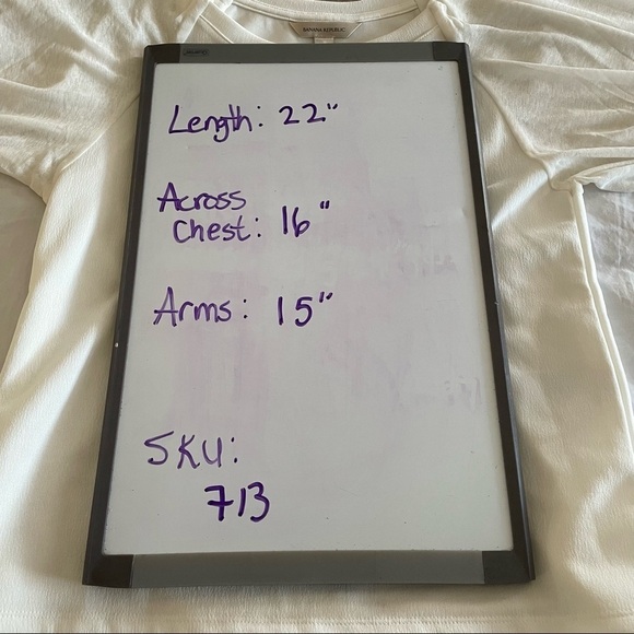 NEW WITH TAGS Banana Republic white 3/4 flowy sleeve shirt top - Picture 10 of 10